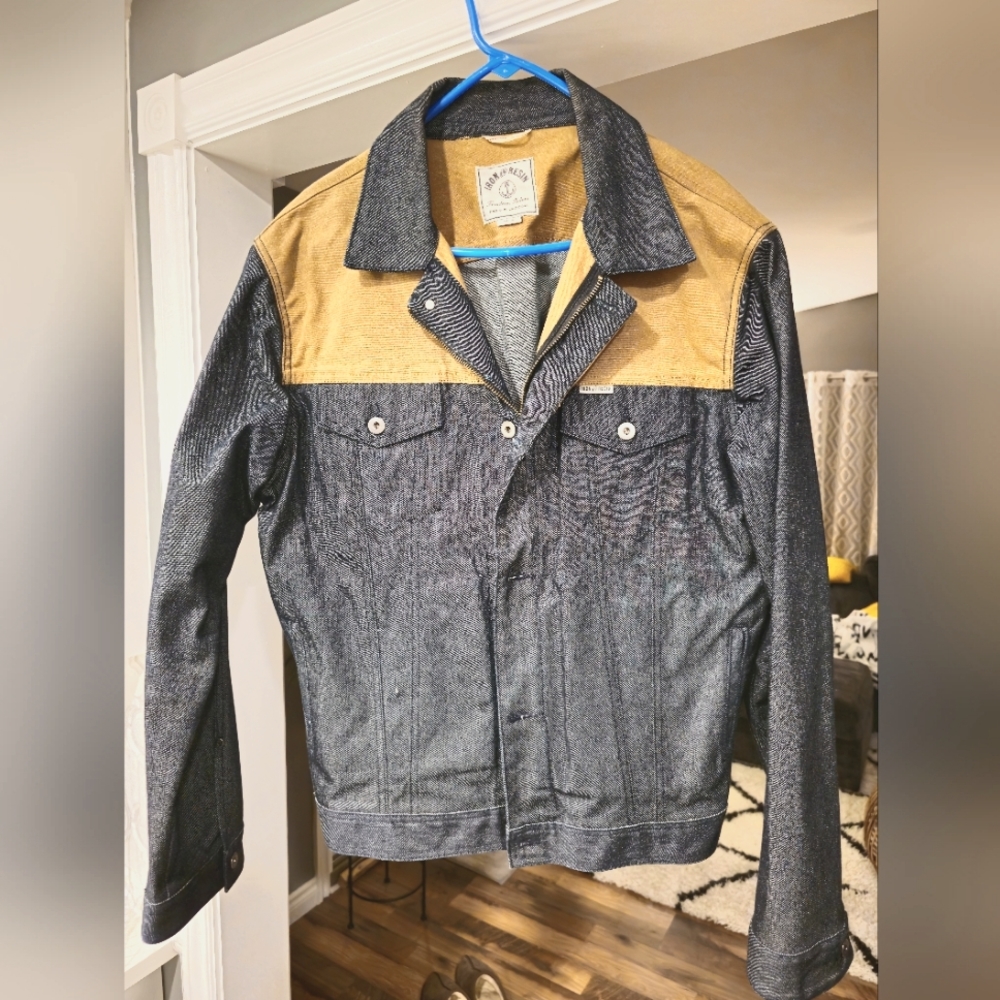 Iron and Resin Large jacket